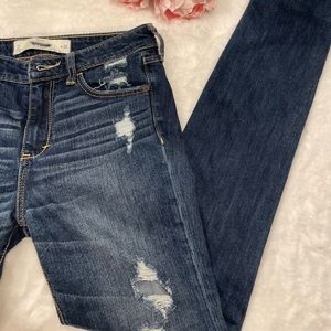 Abercrombie and Fitch Skinny Jeans 0 | 25